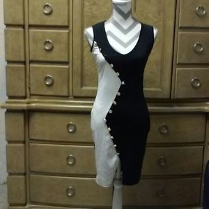Elegant asymmetrical design sleeveless dress.New